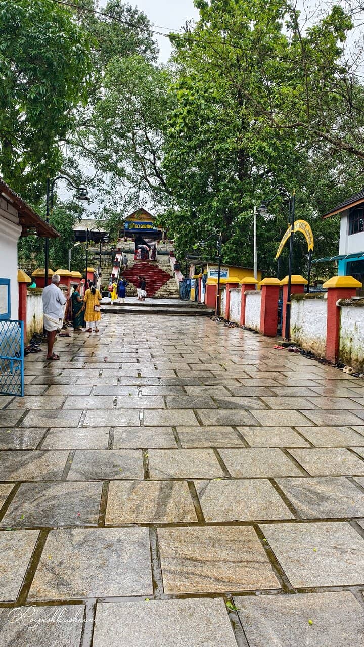 Lord Ayyappa & Shiva/Parvathy Shrine