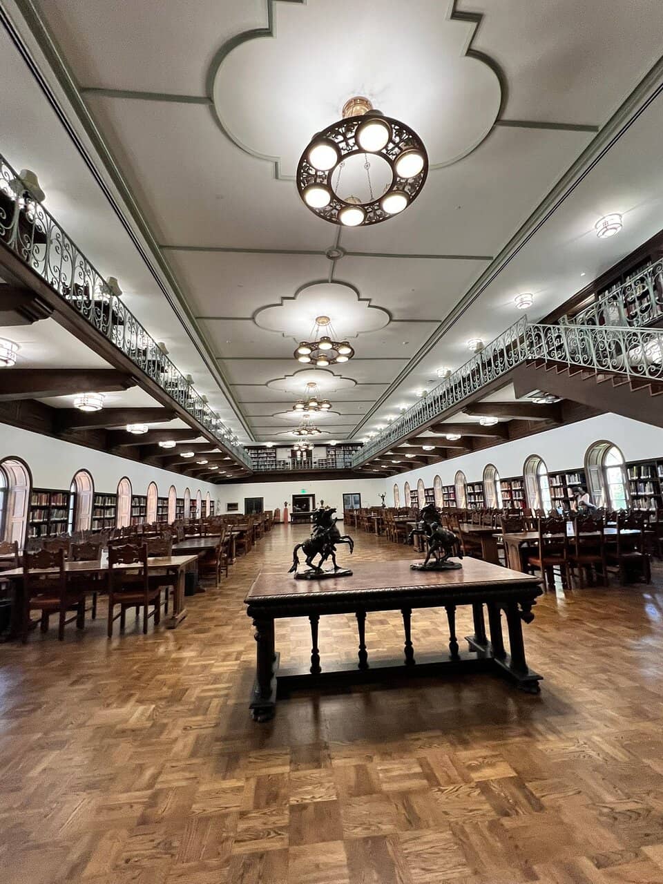 Cruciform Architecture