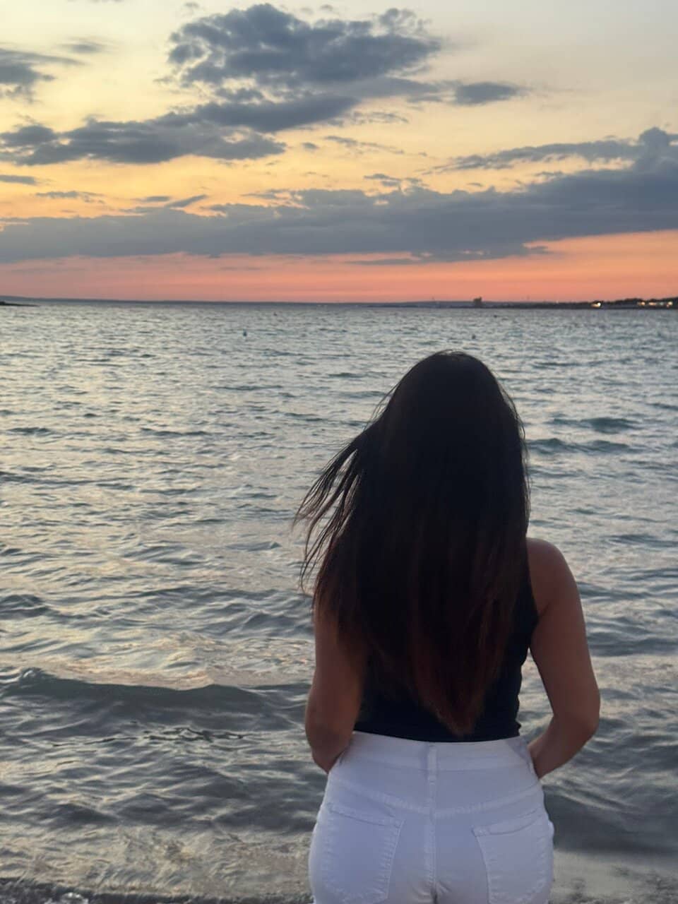 Crystal-Clear Shallow Waters