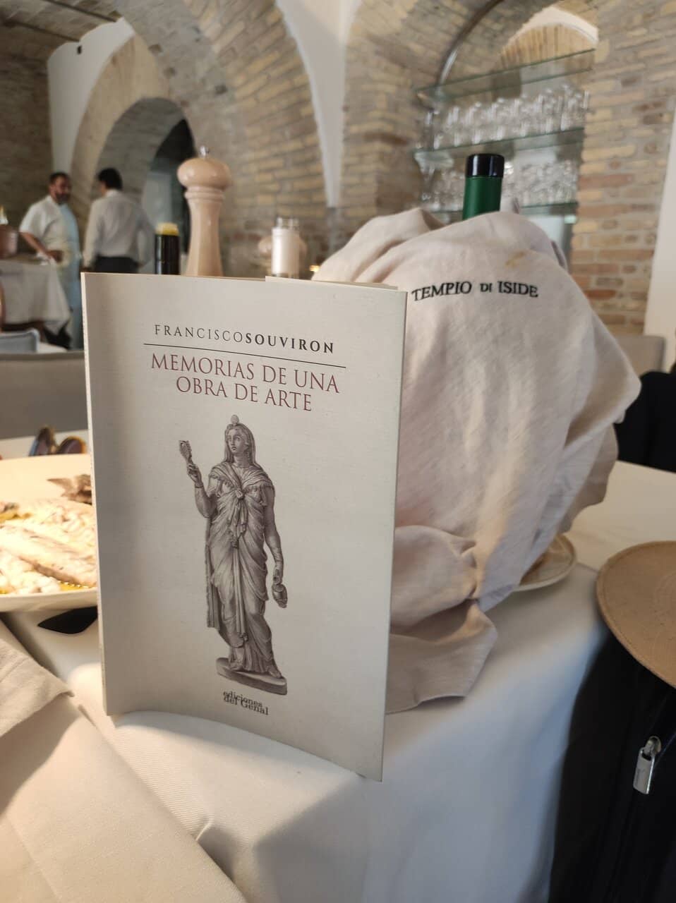 Timeless Elegant Ambiance