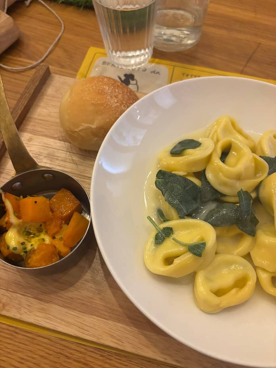 Pasta-Making Spectacle