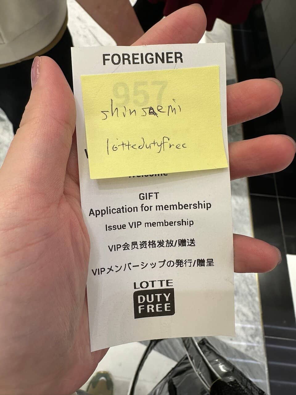 Snoopy Pop-Up Store & Cafe