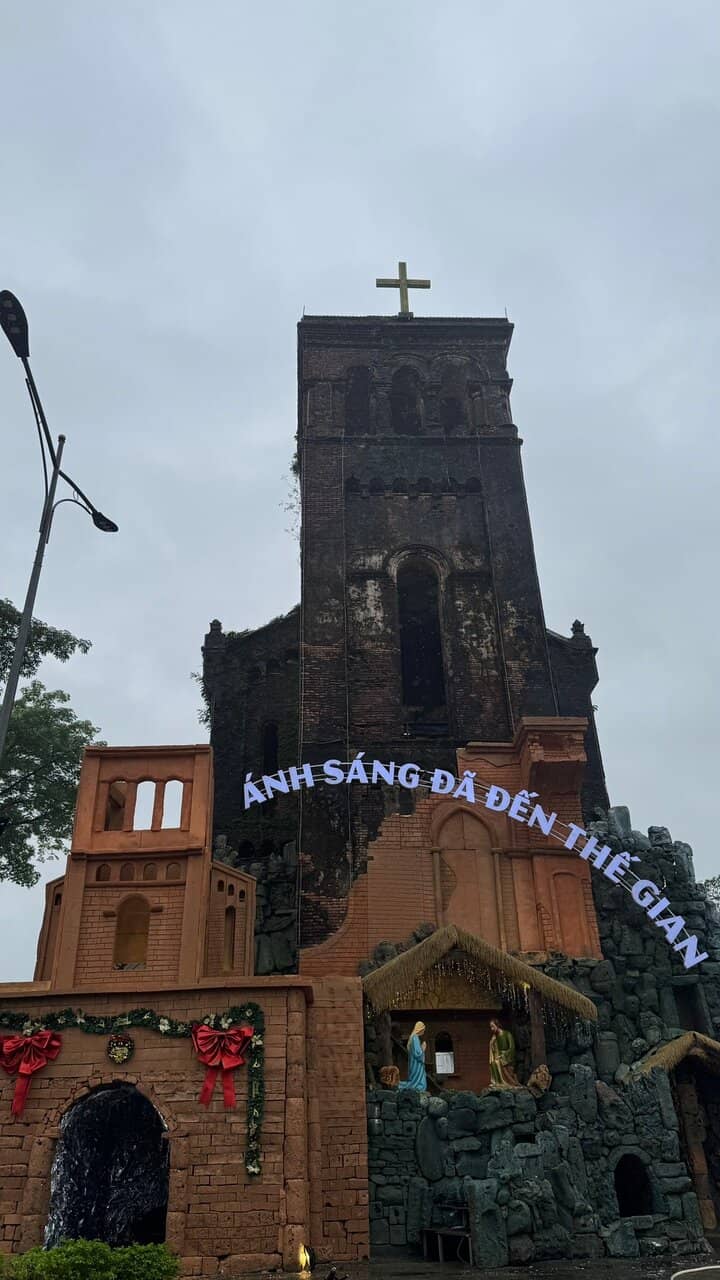 Our Lady of the Mountain Statue