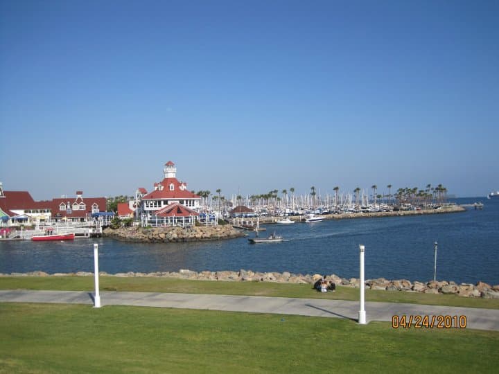 Shoreline Pedestrian and Bike Path