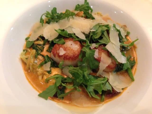 Cozy & Refined Ambiance