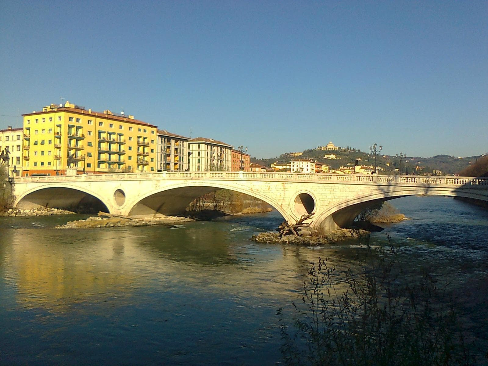 Verona,Ponte della Vittoria-fra corso Cavo