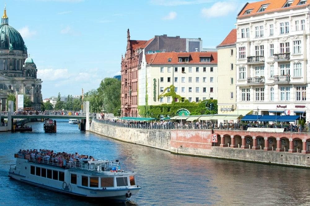The River Spree - Nicholas Quarter (Nikolaiviertel) Berlin, Germany