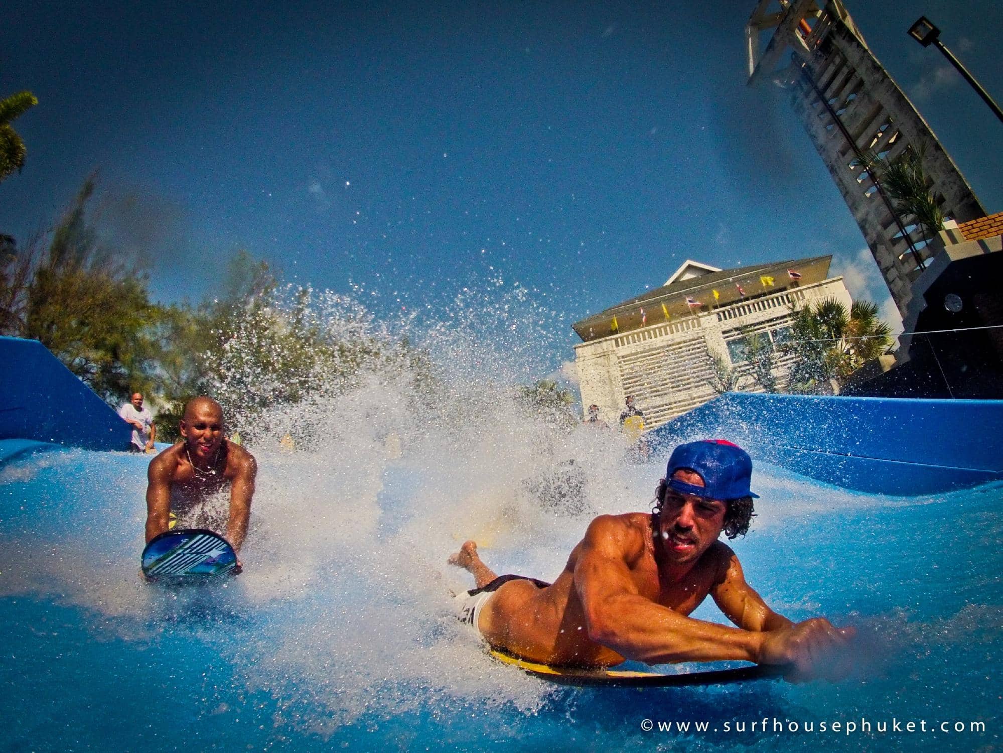 Beachfront Dining & Drinks