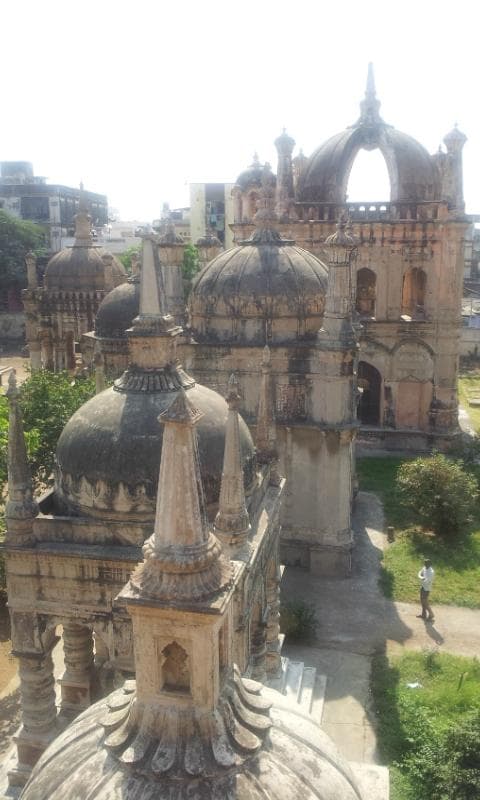 The view from the third story of a monument