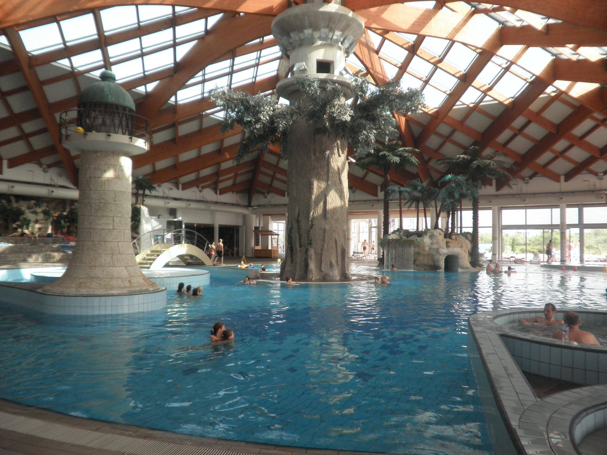 Outdoor Pools (Seasonal)