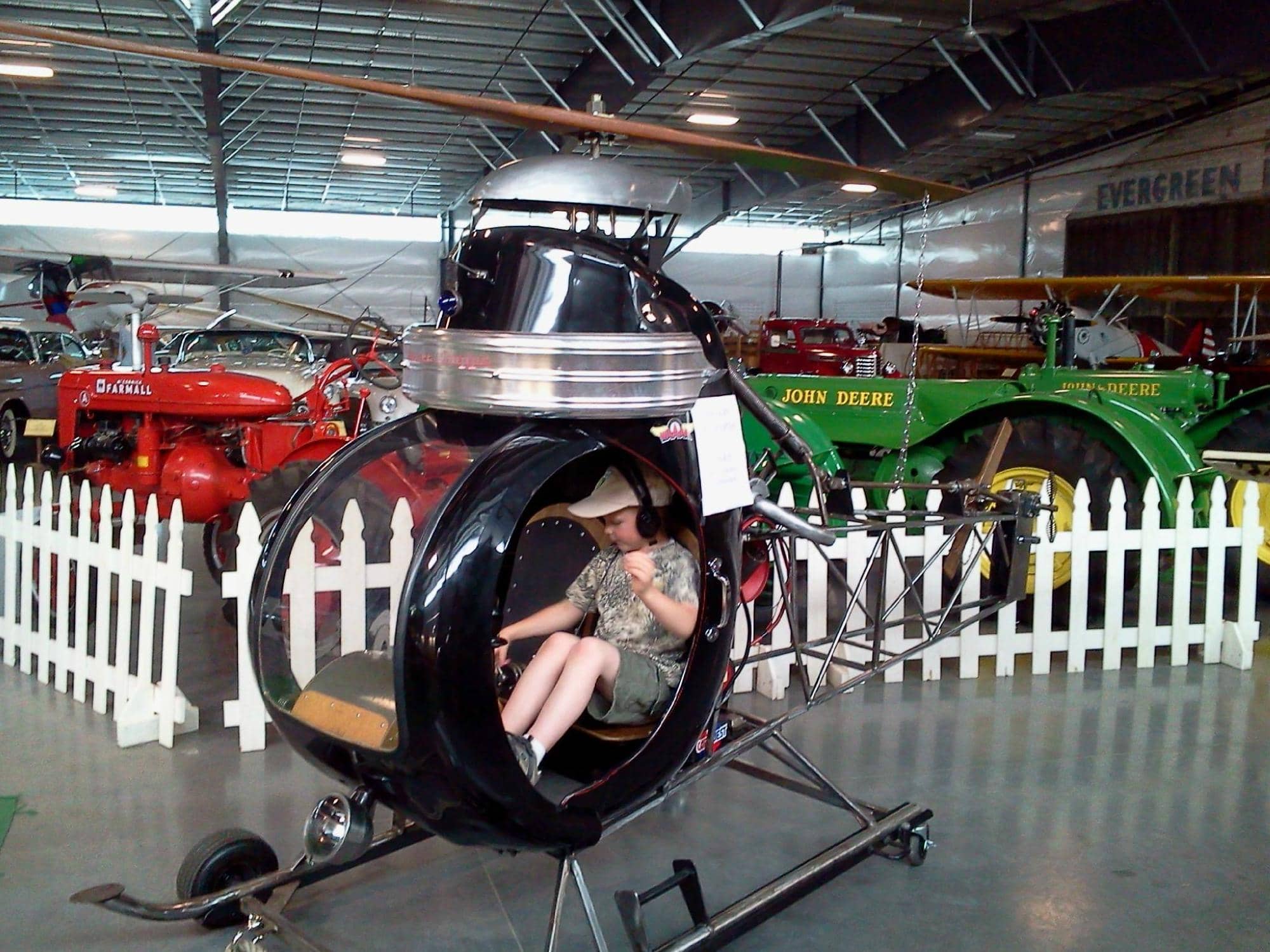 Antique Automobile Displays