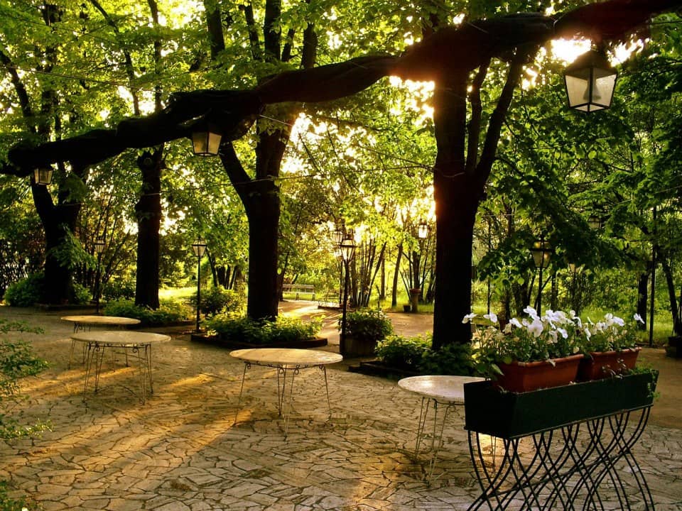 Unique 80s Presentation