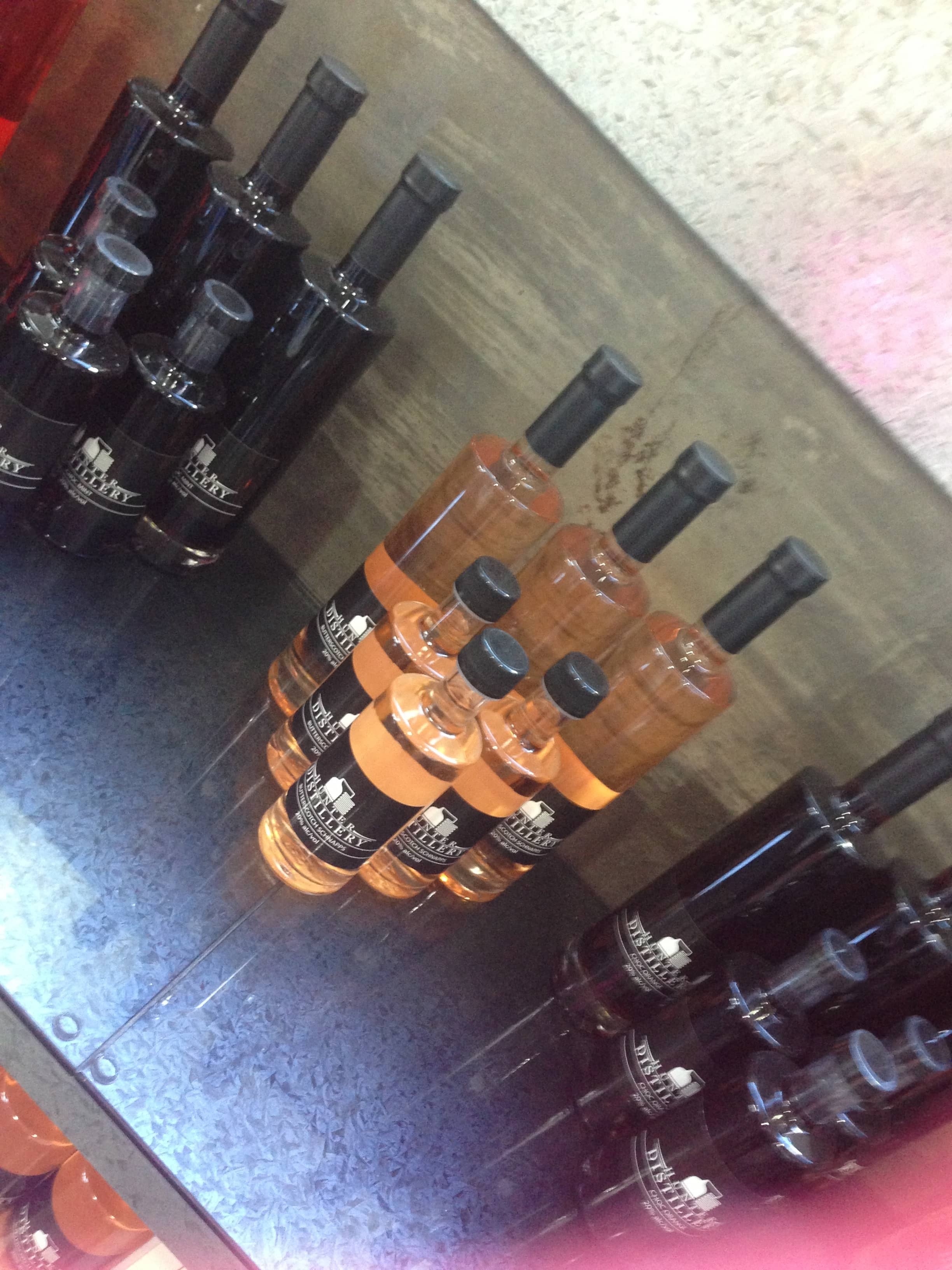 Artisanal Gin & Liqueur Tasting