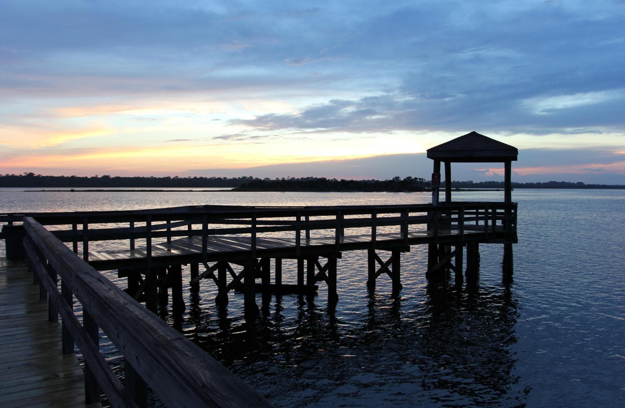 Bicentennial Park fishing dock at sunset