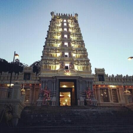 The entrance to the main temple.
