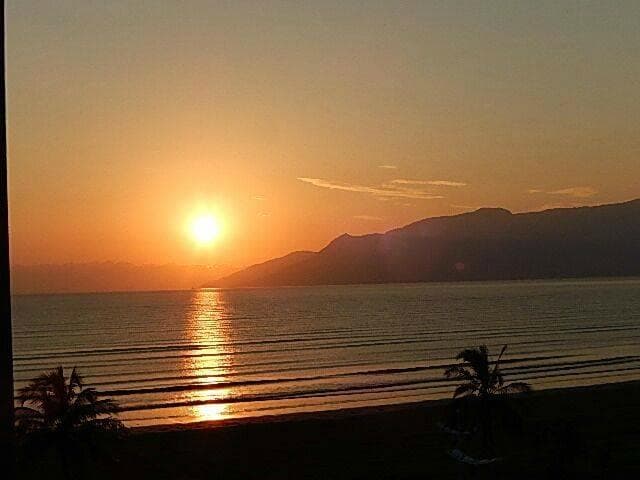 NASCER DO SOL NA PRAIA DO PORTO NOVO