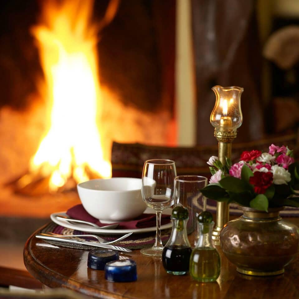 Inviting Artistic Ambiance