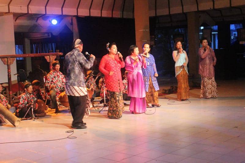 Learn Batik History