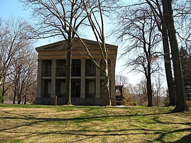 Benzel's Pretzel Visitor Center & Museum