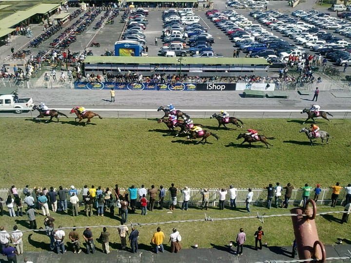 horse racing started