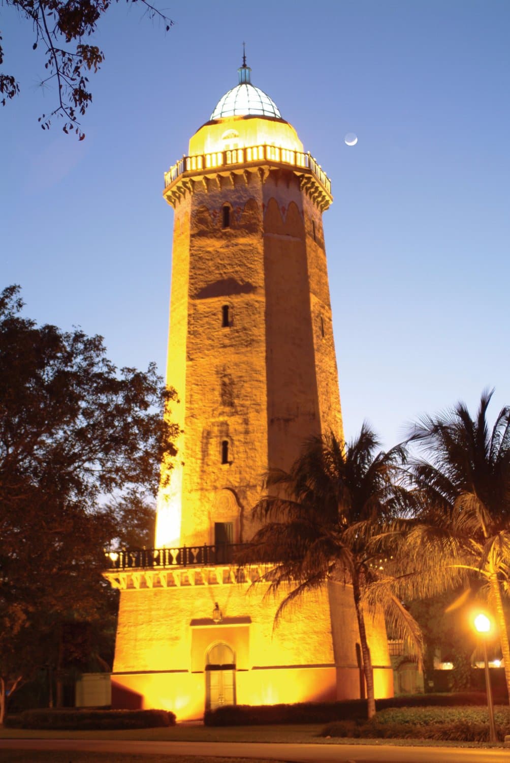 This photo was taken early evening as the sun was setting and the moon was rising.