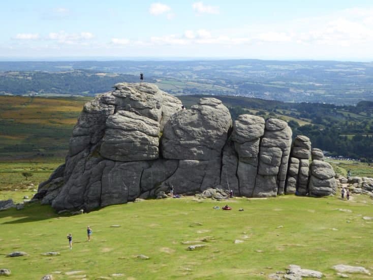 Haytor Rocks von der Seite