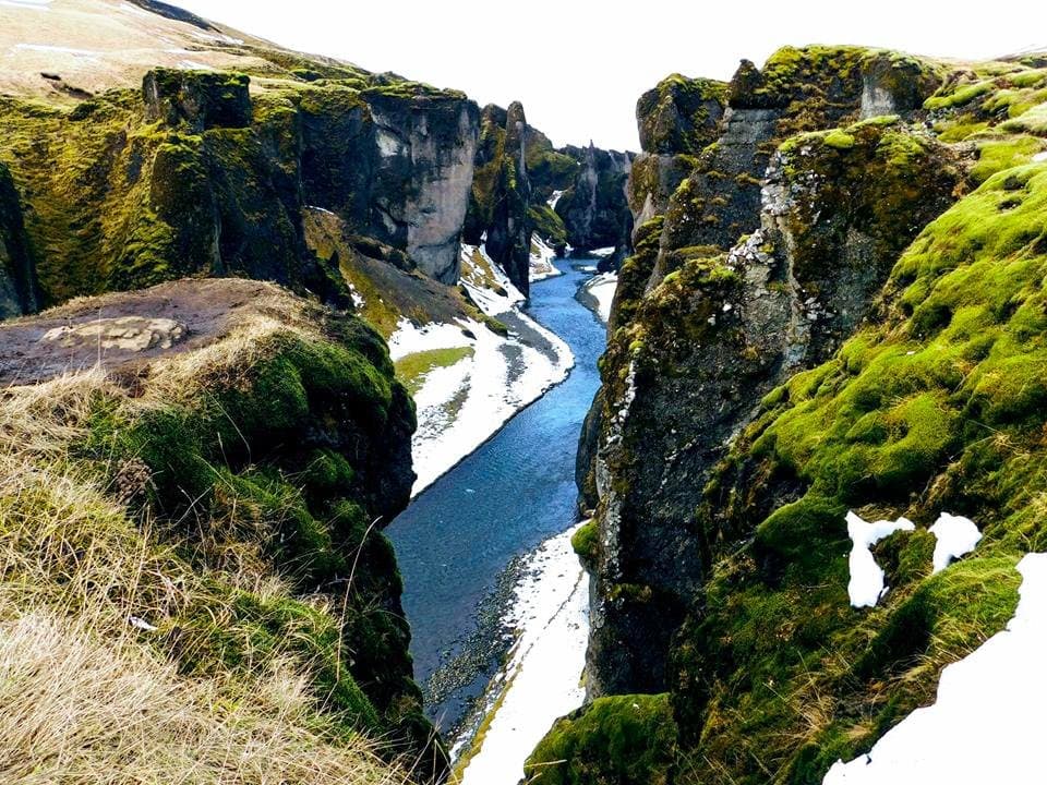 A river runs through it.