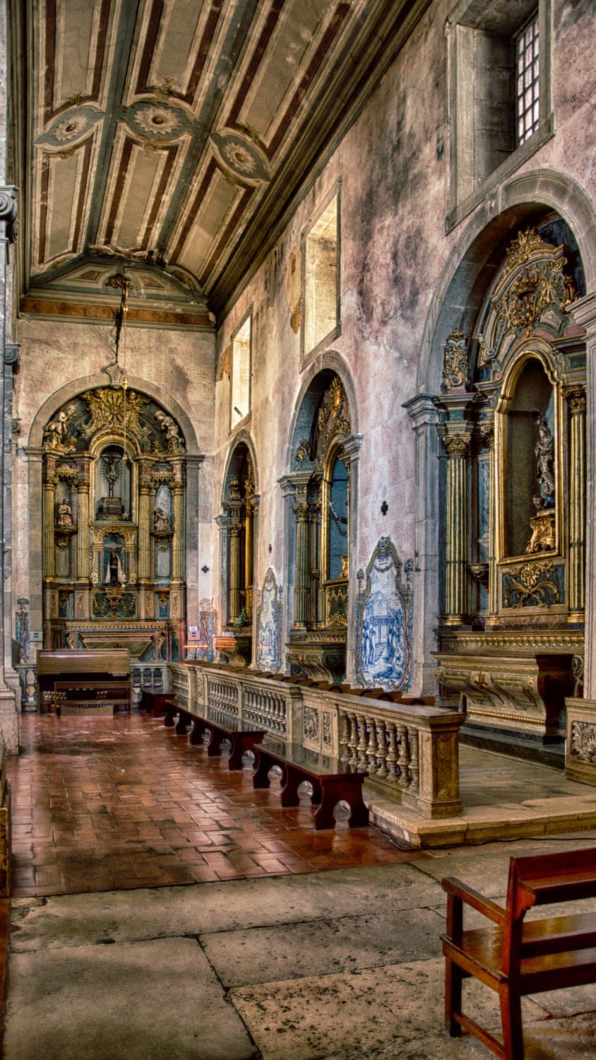 Een deel van het interieur van de kerk.