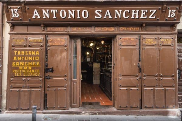 La fachada