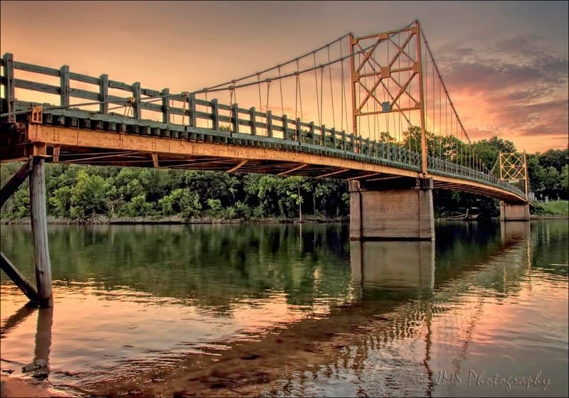The "Little Golden Gate" bridge in Beaver is a photographer's dream - especially at sunset!