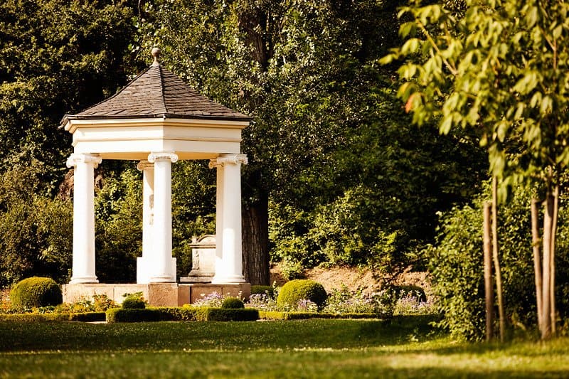 Blick auf den Musentempel im Tiefurter Park