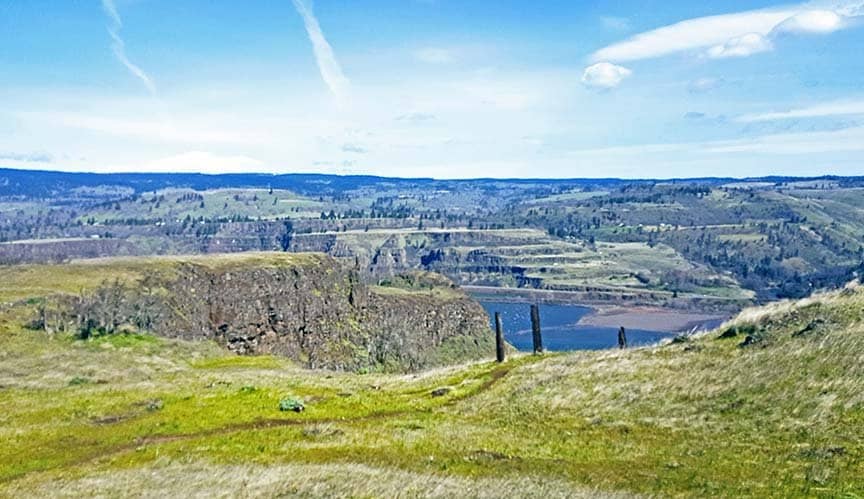 Tom McCall Point Trail