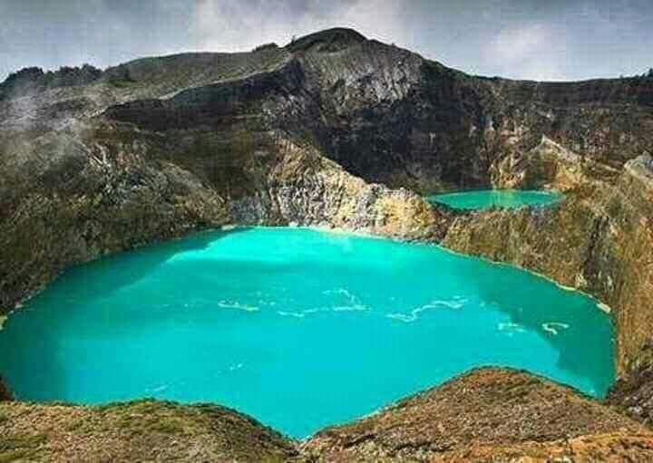 Kelimutu lake