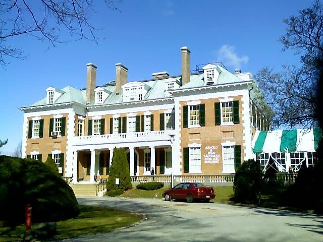 Nassau Museums of Art main building