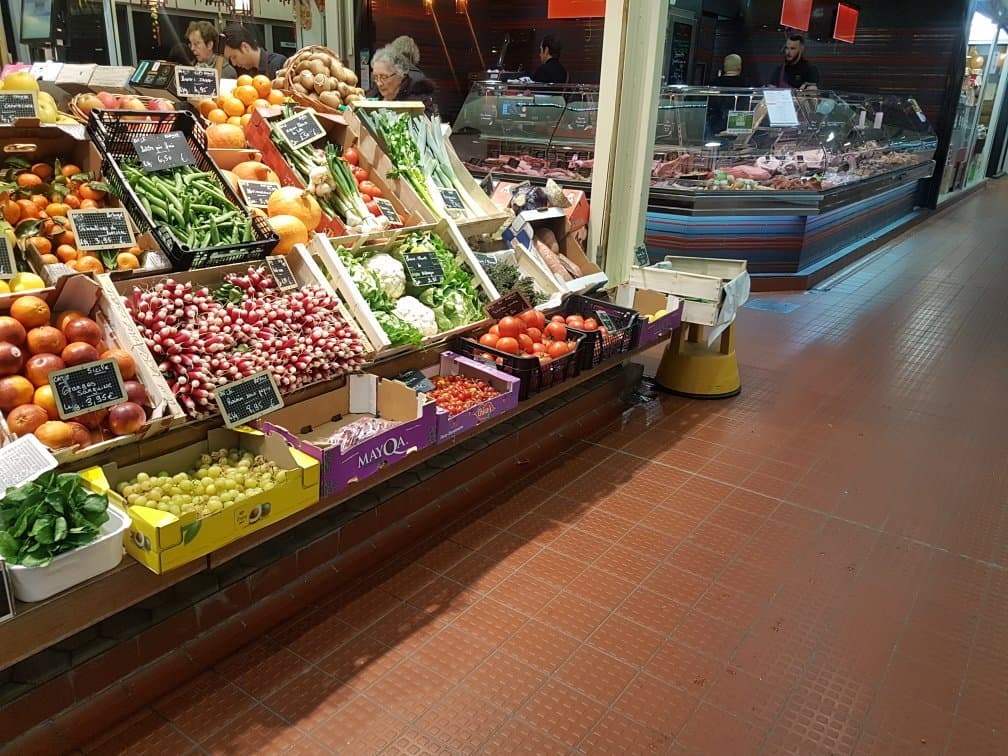 Klassische französische Markthalle