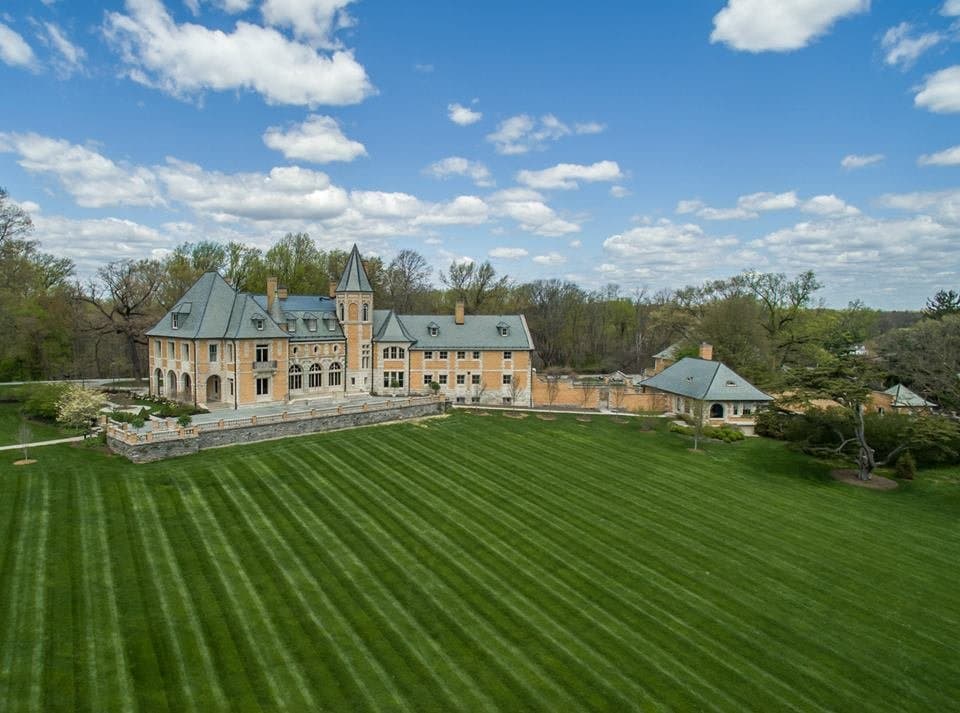 Cairwood Estate, by architects Carrere and Hastings, 1895.