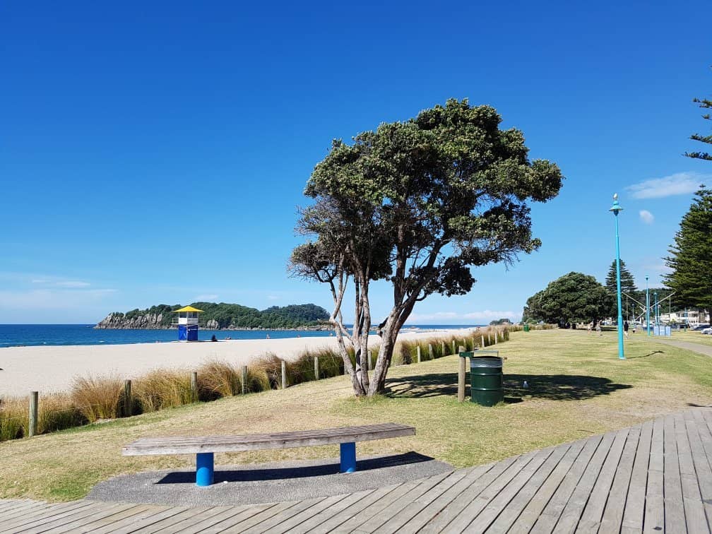 Main Beach Surf & Sand