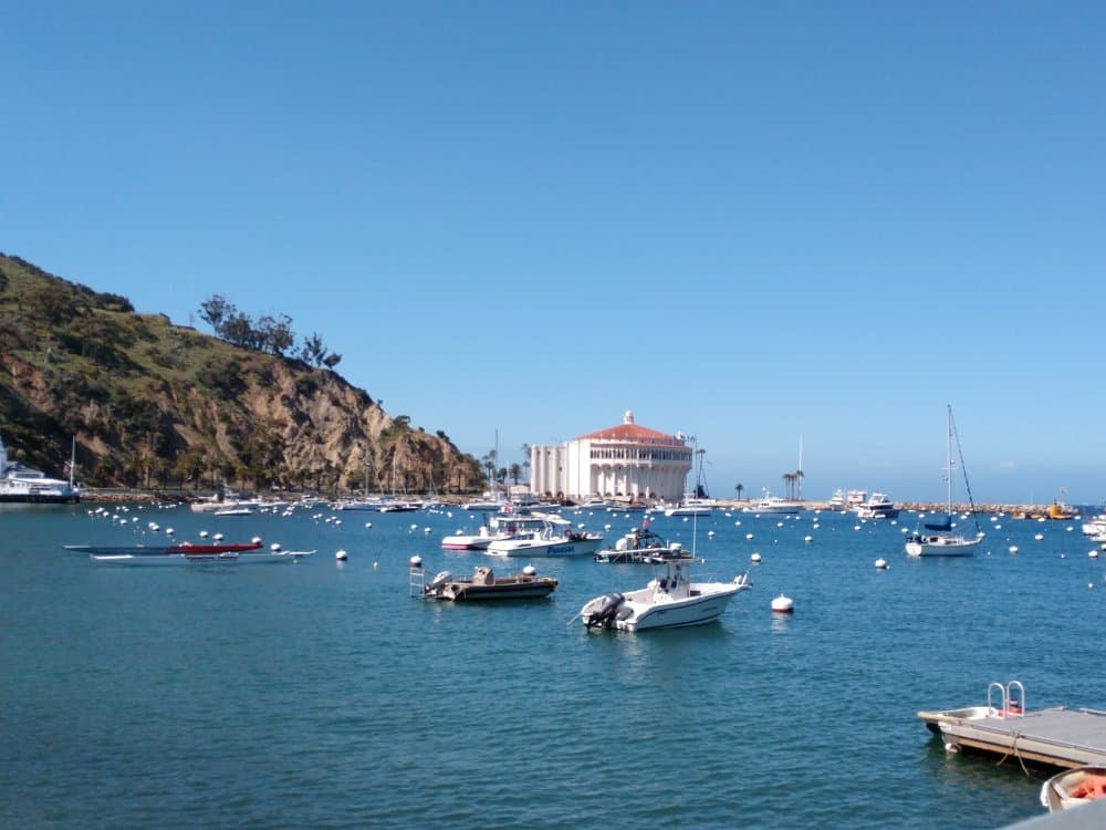 Visitors center is on the pier. Besides coming here for great views, you can enjoy a great time pier fishing.