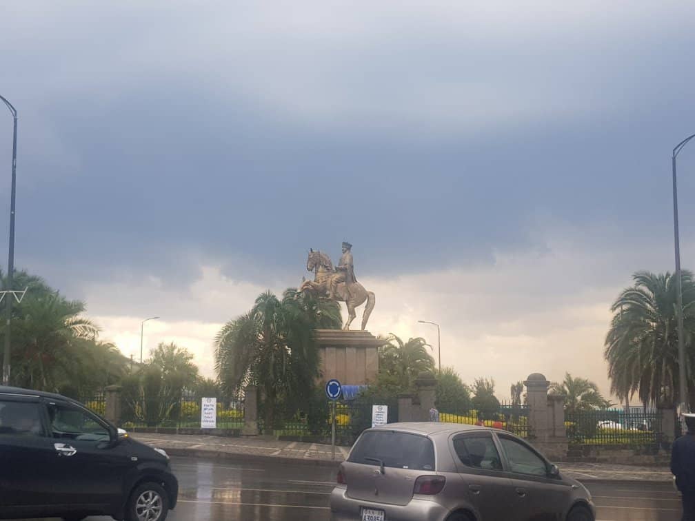 Urban Hub and Local Life