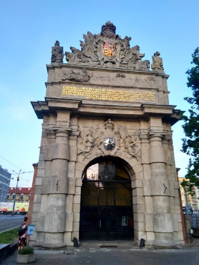 1740 Stone Architecture