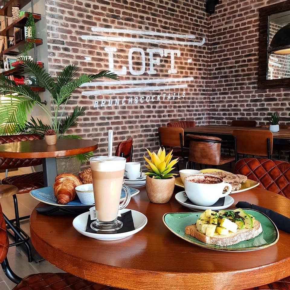 Cozy & Stylish Ambiance