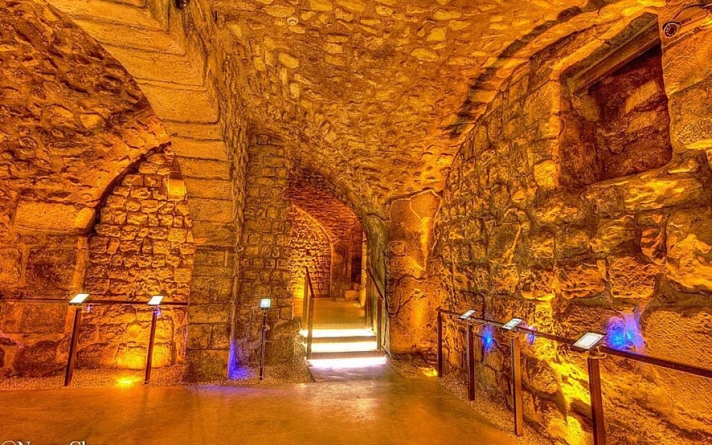 Western Wall Tunnels