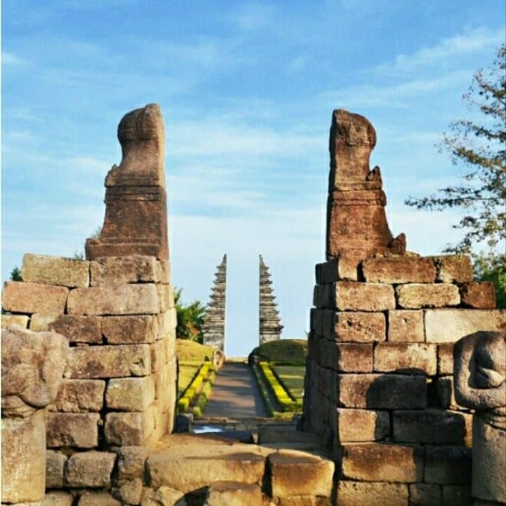 Favorit package tour solo Kemuning and tawangmangu