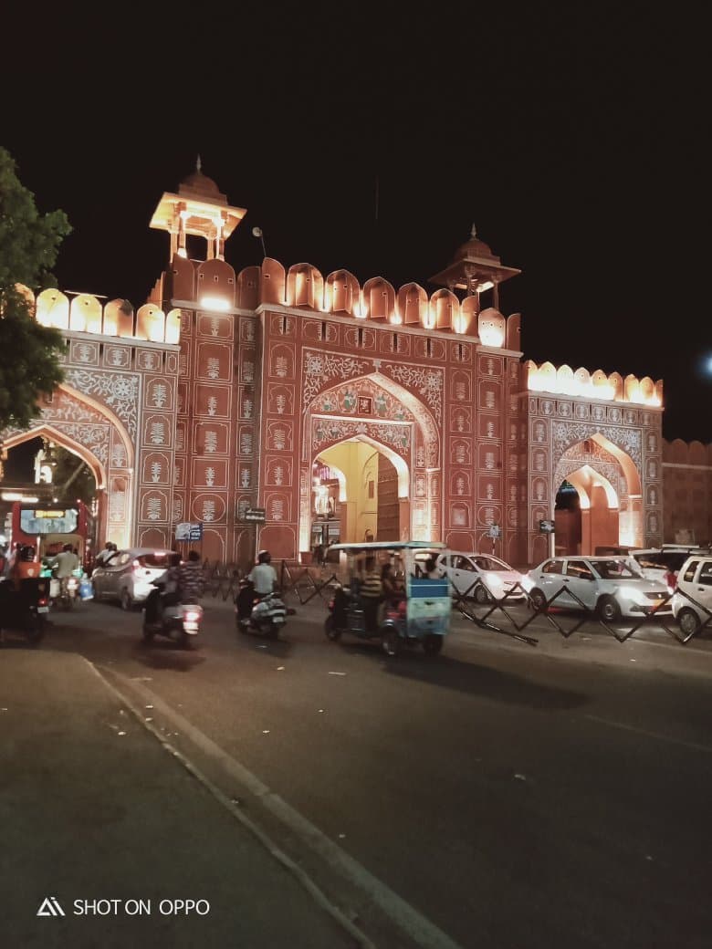 Ajmeri Gate , Jaipur the night life in Jaipur. Bapu Bazar, Kishan Pole Bazar, street food, shopping, rikshaw ride