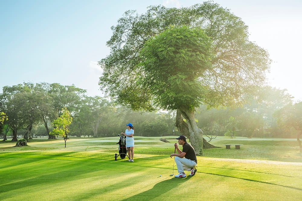 Sunrise moment for your round