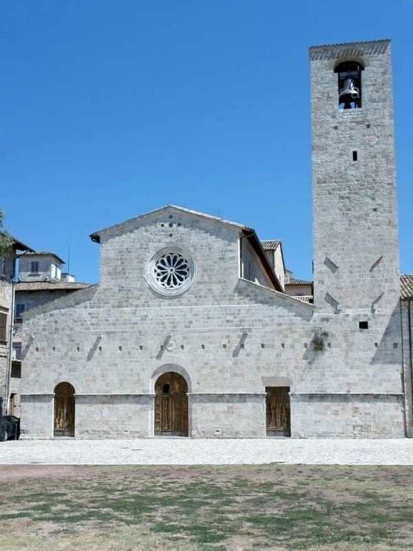 Vista frontale
