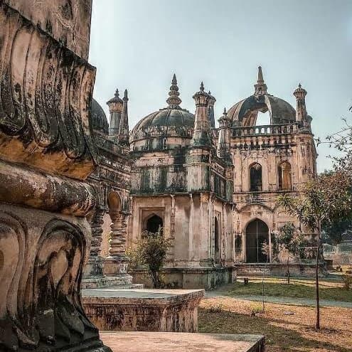 With the eagerness to visit Dutch cemetery we were sceptical of walking on the ground below several dead bodies which have been buried. The cemetery contains several tombs of the Dutch who lived in Surat pre independence era. The construction is just amazing and looks very pretty. Most of the wall painting have been worn out from structures. Some design details can be seen on roof. But still it looks stunning.