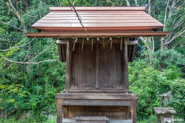 Temizuya (Purification Fountain)