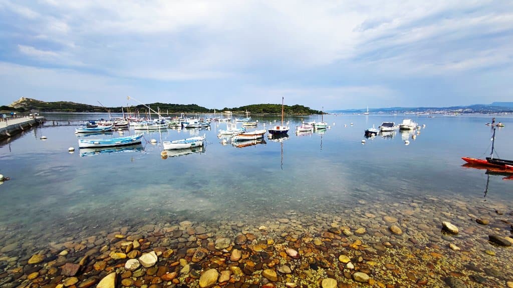 Le Brusc Port