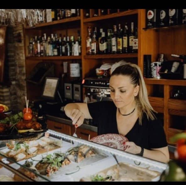 Cozy and Traditional Ambiance